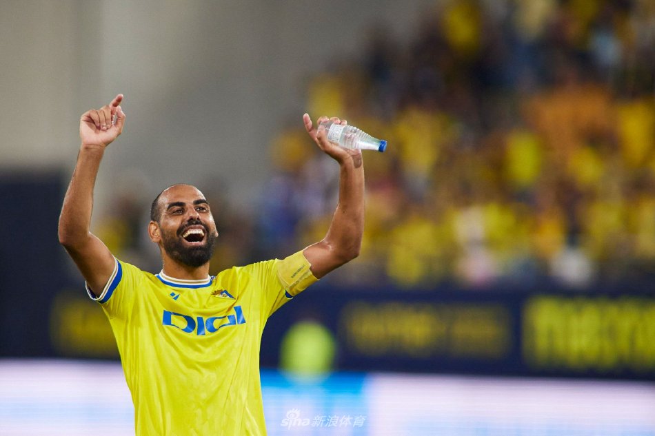 纽卡斯尔控 纽卡斯尔控