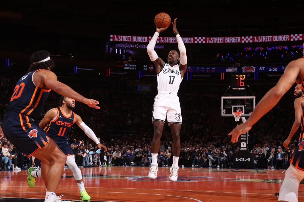 裂对方防线 裂对方防线